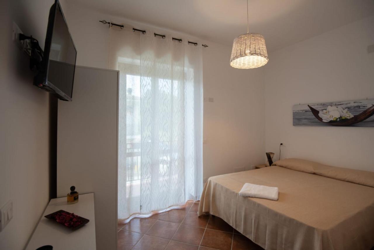 Casa Floris Bed & Breakfast Agropoli Bagian luar foto